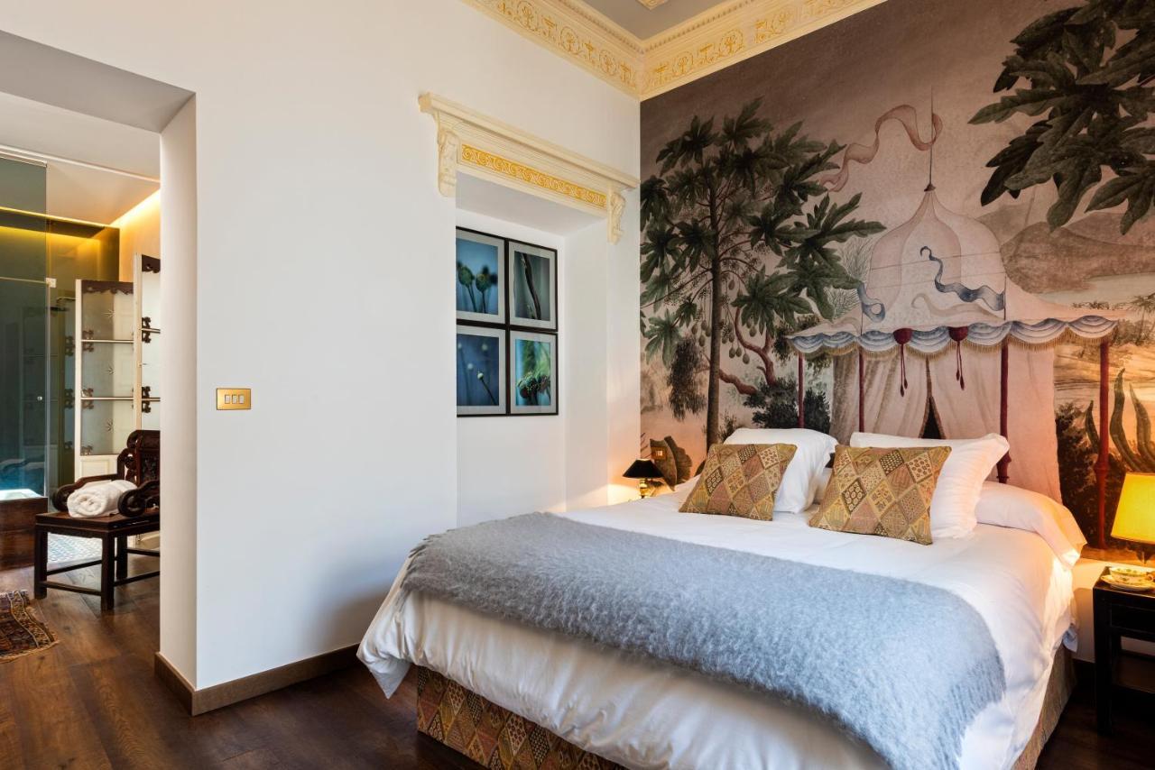 Pajaro Rebelde Bed & Breakfast Севиля Екстериор снимка